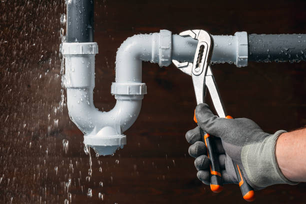 Professional Sewer Line Repair technician working in Waggoner, IL